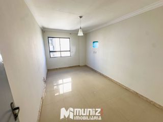 Excelente Apartamento C/ 145 m²- EDF. BIARRITZ PLAZA