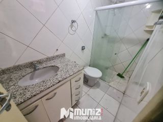 vende-se casa com 2 pavimentos