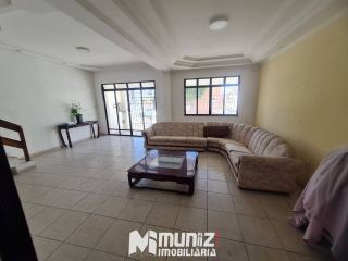 ALUGA-SE  CASA COMERCIAL C/ 03 PAVIMENTOS