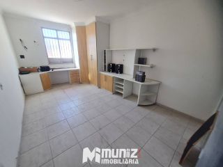 ALUGA-SE  CASA COMERCIAL C/ 03 PAVIMENTOS