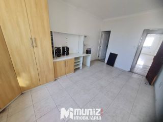 ALUGA-SE  CASA COMERCIAL C/ 03 PAVIMENTOS