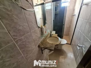 ALUGA-SE CASA C/ 02 PAVIMENTOS