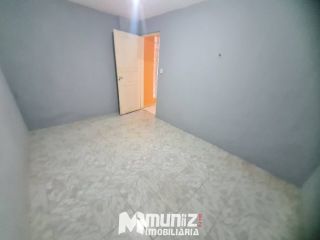 VENDE-SE CASA PRÓX AO COLEGIO JOSÉ OLINO E PISOLAR