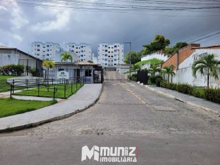 Apartamento Para Alugar com 2 quartos 1 suítes no Condomínio Park View