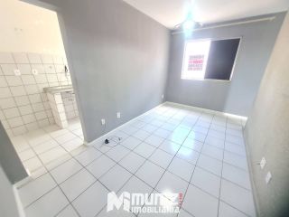 VENDE-SE APT NO 2 ANDAR - COND. SOLAR DA BARRA