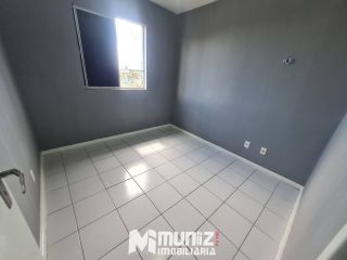 VENDE-SE APT NO 2 ANDAR - COND. SOLAR DA BARRA