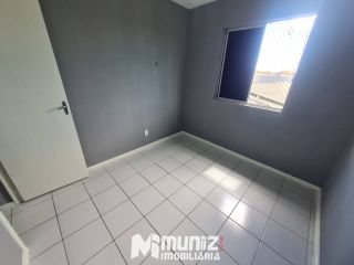 VENDE-SE APT NO 2 ANDAR - COND. SOLAR DA BARRA