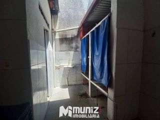 ALUGA-SE PONTO COMERCIAL