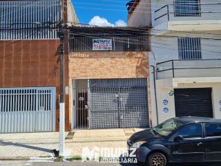 ALUGA-SE APARTAMENTO P/SUPERIOR