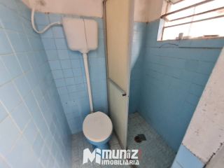 Casa Para Alugar c/ 2 pavimentos - bairro São José em Aracaju