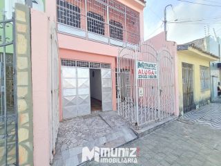 Casa Para Alugar c/ 2 pavimentos - bairro São José em Aracaju