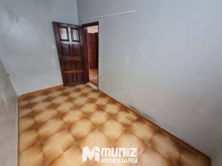 Casa Para Alugar c/ 2 pavimentos - bairro São José em Aracaju