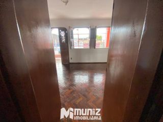 Casa Para Alugar c/ 2 pavimentos - bairro São José em Aracaju