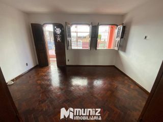 Casa Para Alugar c/ 2 pavimentos - bairro São José em Aracaju