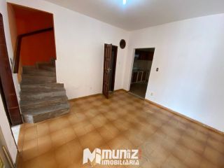 Casa Para Alugar c/ 2 pavimentos - bairro São José em Aracaju