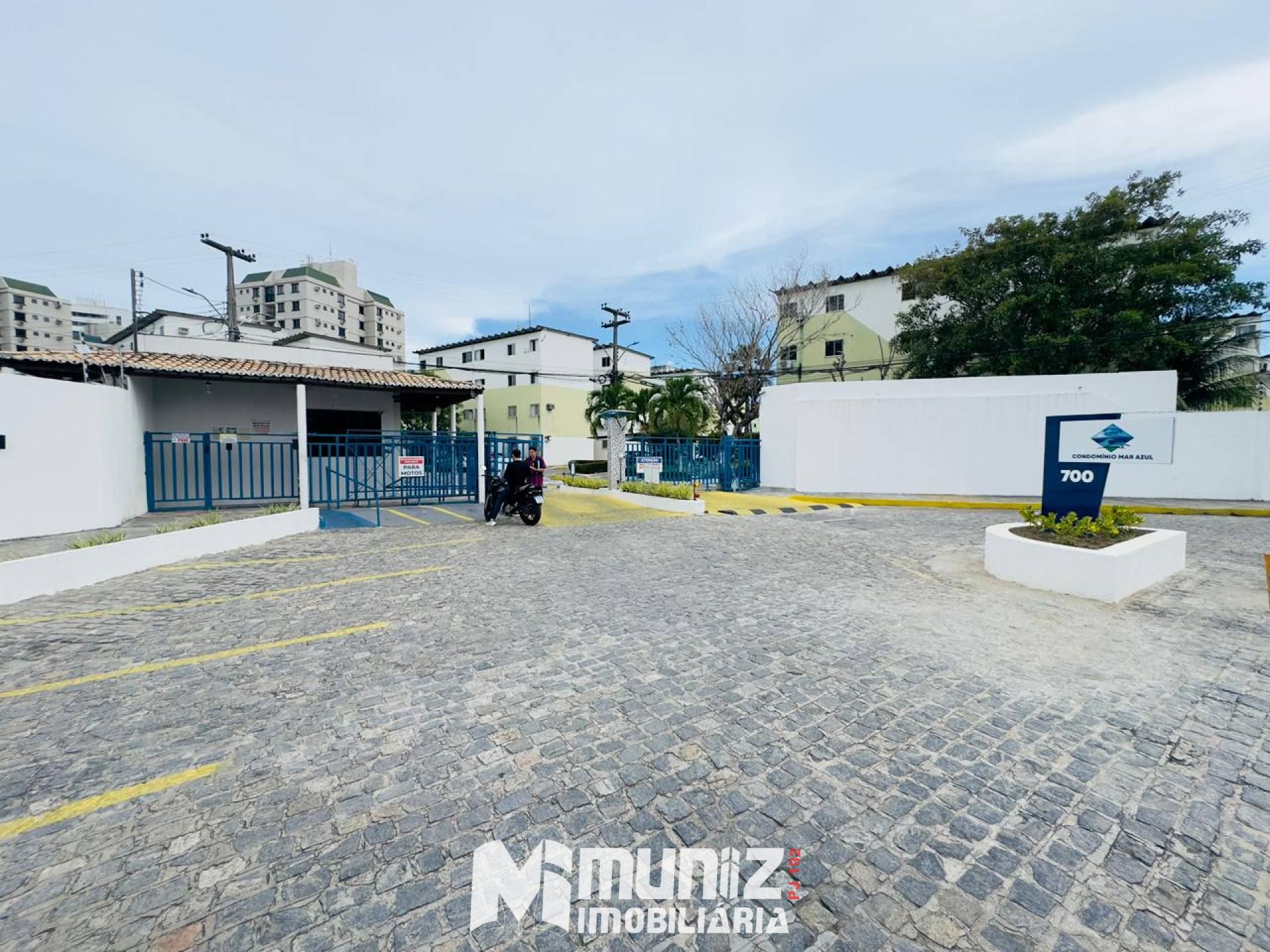 Apartamento Para Alugar no Cond Mar Azul - Farolândia em Aracaju