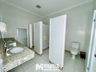 Imóvel Amplo e Versátil com Estrutura Completa - Robalo