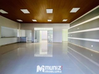 Imóvel Amplo e Versátil com Estrutura Completa - Robalo