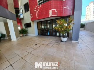 VENDE-SE EXCELENTE APT NO CD ROYAL PALACE