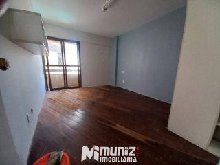 VENDE-SE EXCELENTE APT NO CD ROYAL PALACE