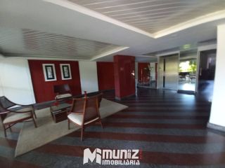 VENDE-SE EXCELENTE APT NO CD ROYAL PALACE