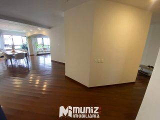 VENDE-SE EXCELENTE APT NO CD ROYAL PALACE
