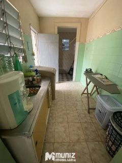 VENDE-SE CASA NA RUA PERNANBUCO