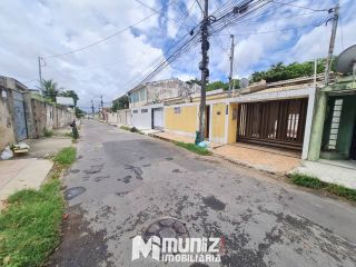 Vende-se Casa com 3 quartos 1 suítes no bairro Aeroporto