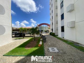 Apartamento Para Alugar no Cond. Portal da Praia no bairro Coroa do Meio