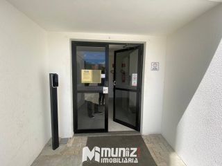 Apartamento Para Alugar no Cond. Portal da Praia no bairro Coroa do Meio