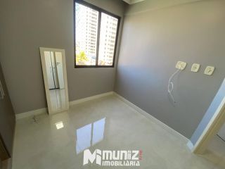 Apartamento Para Alugar no Cond. Portal da Praia no bairro Coroa do Meio