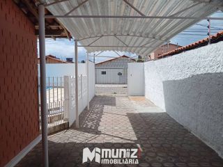 Casa Para Vender com 5 quartos no bairro Aeroporto em Aracaju