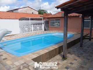 Casa Para Vender com 5 quartos no bairro Aeroporto em Aracaju