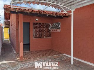 Casa Para Vender com 5 quartos no bairro Aeroporto em Aracaju