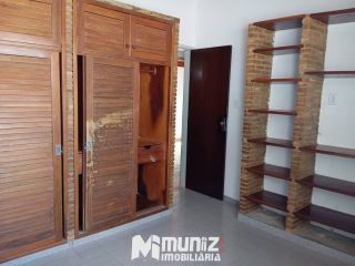 Casa Para Vender com 5 quartos no bairro Aeroporto em Aracaju