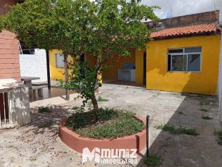 Casa Para Vender com 5 quartos no bairro Aeroporto em Aracaju