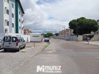 Apartamento Para Alugar no Cond. Eliúde Cesar bairro Farolândia em Aracaju