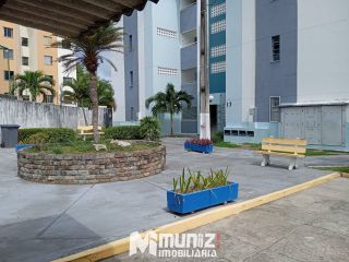 Apartamento Para Alugar no Cond. Eliúde Cesar bairro Farolândia em Aracaju