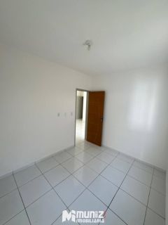 Aluga- se Apartamento no Viver Bem Condomínio Clube no Conj. Fernando Collor