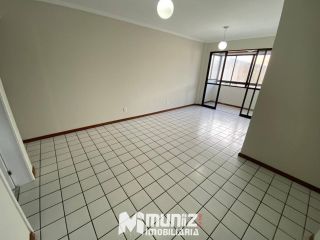 Apartamento Para Alugar no Edifício Casa Blanca no bairro Coroa do Meio