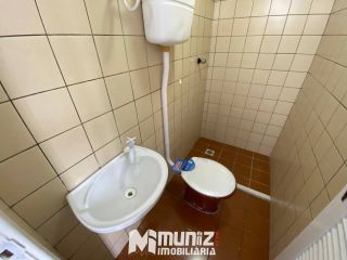 Apartamento Para Alugar no Edifício Casa Blanca no bairro Coroa do Meio