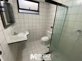 Apartamento Para Alugar no Edifício Casa Blanca no bairro Coroa do Meio