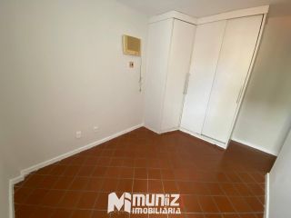 Apartamento Para Alugar no Edifício Casa Blanca no bairro Coroa do Meio