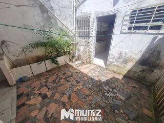 VENDE-CASA COM 02 PAVIMENTOS