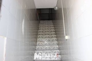 VENDE-CASA COM 02 PAVIMENTOS