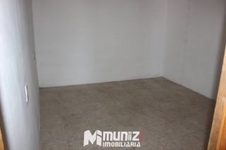 VENDE-CASA COM 02 PAVIMENTOS