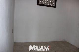VENDE-CASA COM 02 PAVIMENTOS