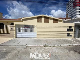 Casa Para Alugar com 2 quartos no bairro Suíssa em Aracaju