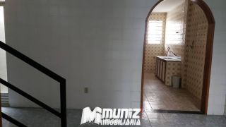 Aluga-se Excelente Casa para Residência ou Comercio no bairro São José