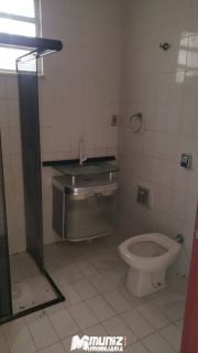 Aluga-se Excelente Casa para Residência ou Comercio no bairro São José